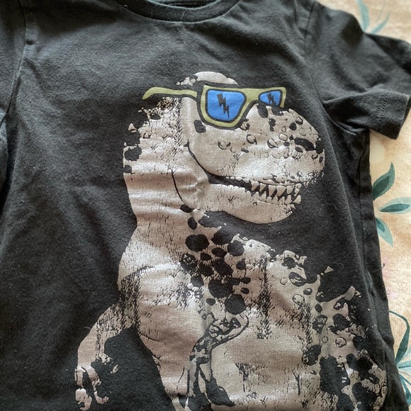 Boys T-shirt Lot - Picture 2 of 4